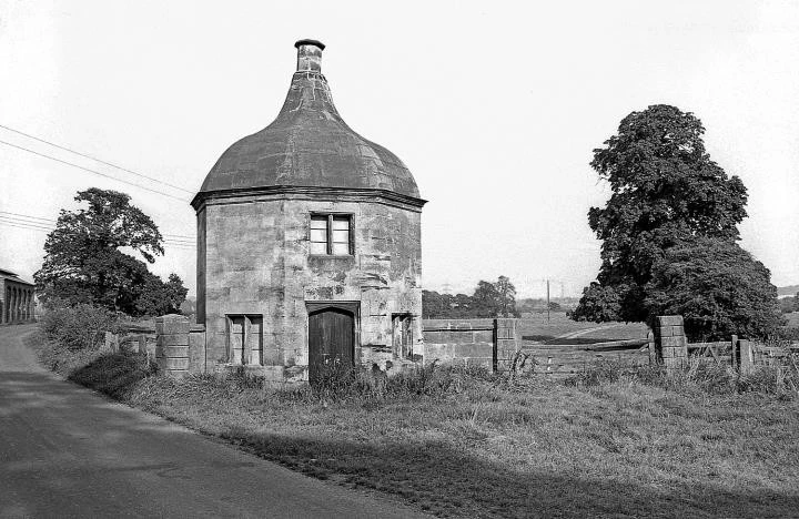 Bottle Lodge in Tixall